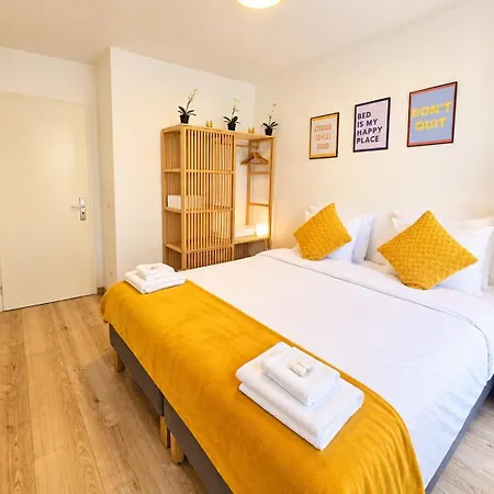 Spacious 2 Bedrooms In Center 1 Min Walk To Tram * Luxemburg